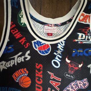Mitchell & Ness NBA Team Logo Tank Top